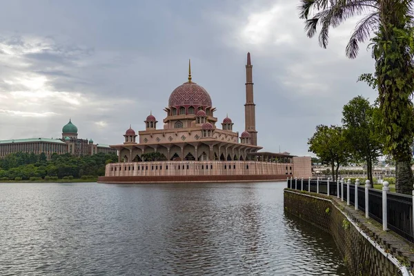 Putra Mecset Malay Masjid Putra Mecset Putrajaya Malajzia Mecset Építése — Stock Fotó