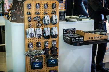 Yeni Zelanda 'nın Tüm Siyah forma ve ürünleri