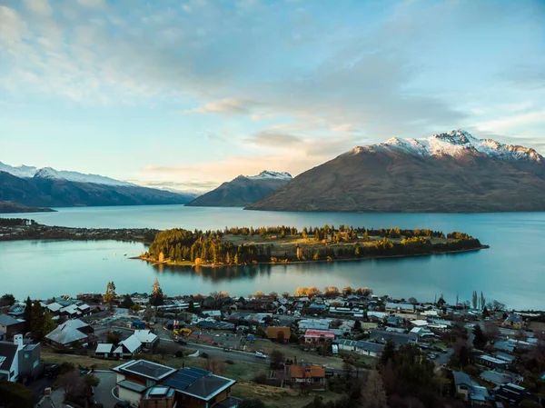 Scenic Légi Felvétel Queenstown Zéland Napkeltekor — Stock Fotó