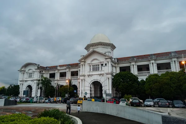 Ktm 철도역 Ipoh Ktm Station 말레이시아의 남서쪽에 기차역으로 수도인 Ipoh — 스톡 사진