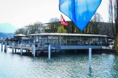 Lucerne, İsviçre 'nin orta kesiminde, Almanca konuşulan bir şehirdir. Lucerne, Lucerne Kantonu 'nun başkenti ve aynı adlı bölgenin bir parçasıdır.