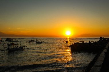 Sanur Sindhu Sahili 'nde gün doğumu, Bali