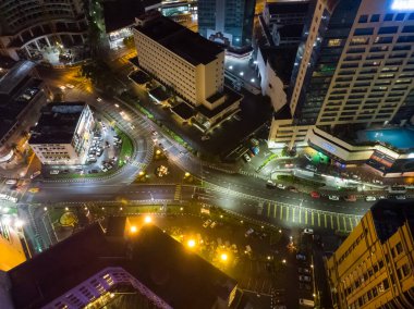 Gece boyunca Kuching CIty, Sarawak 'ın hava manzarası