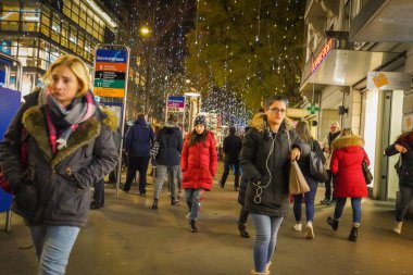 Şafakta Güzel Zürih Şehri