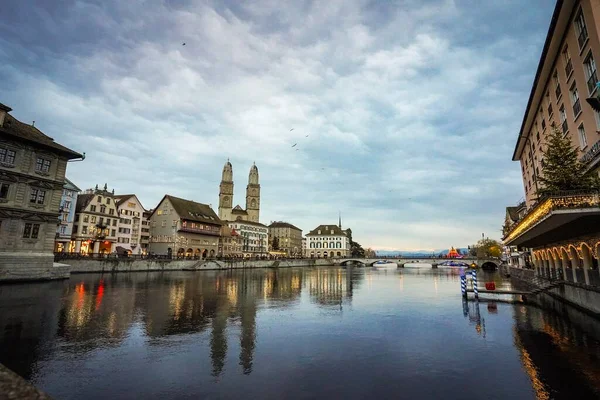 Bella Città Zurigo All Alba — Foto Stock