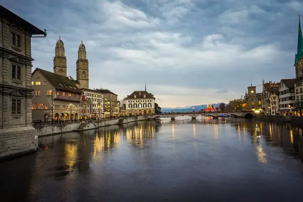 Piękne Miasto Zurych Świcie — Zdjęcie stockowe