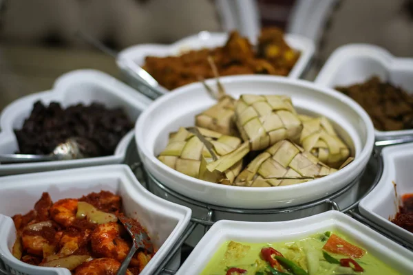 Malásia Comida Tradicional Local Lemang Ketupat Ketupat Palas Outros Comer — Fotografia de Stock