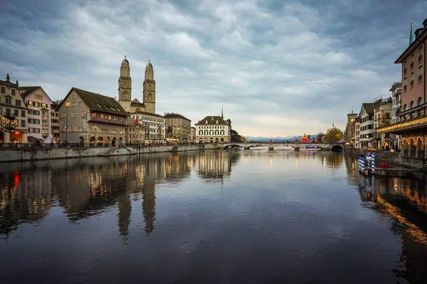 Prachtige Stad Zürich Bij Zonsopgang — Stockfoto