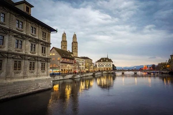 Prachtige Stad Zürich Bij Zonsopgang — Stockfoto