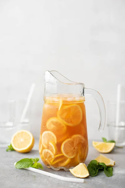 Iced Tea Lemon Slices Mint Glass Jug — Stock Photo, Image