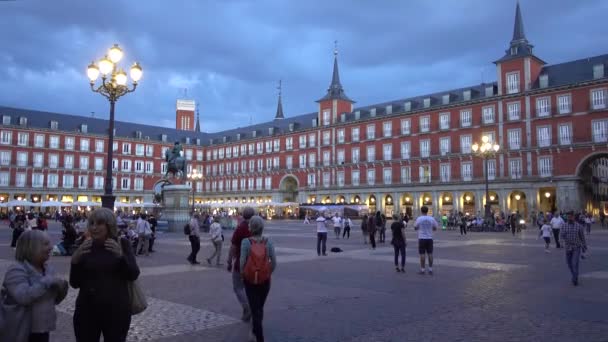 Večer Madridském Náměstí Madrid Španělsko Květen 2017 — Stock video