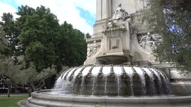 Madrid Monument Över Miguel Cervantes Spaniens Torg Madrid Spanien Maj — Stockvideo