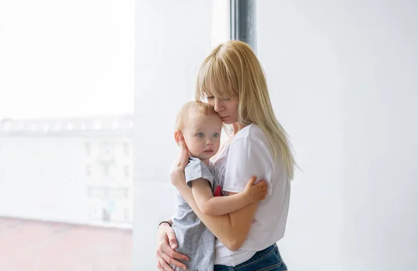 Loving Mother Caring Her Baby Girl Mother Daughter Embracing Standing — Stock Photo, Image