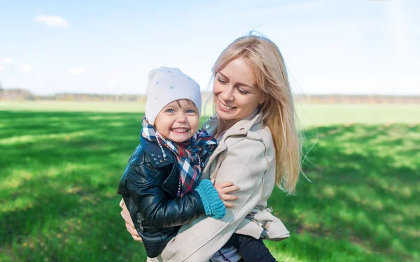 Lifestyle Portrait Mother Baby Daughter Happines Meadow — Stock Photo, Image