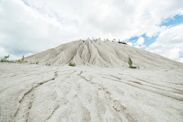 Góra białego piasku. Biała Góra białych kamieni w Rummu Vasalema Estonia. — Zdjęcie stockowe