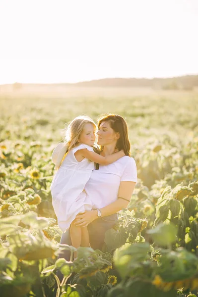 Mom Daughter Field Sunflower Family Portrait — Stock Photo, Image