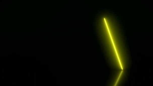 Видеоанимация Светящихся Вертикальных Неоновых Линий Зеленым Желтым Цветом Отражающем Полу — стоковое видео