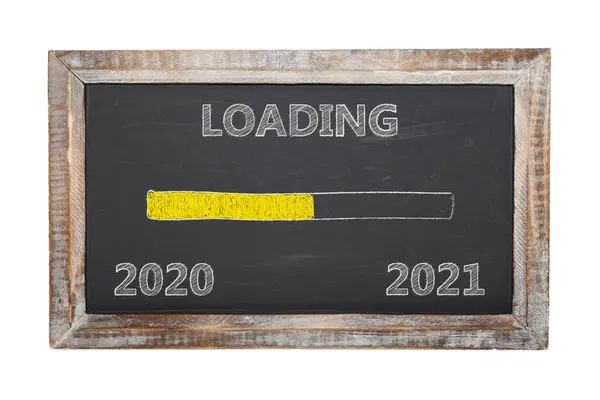 Quadro Negro Com Carregamento Mensagem 2020 2021 Véspera Ano Novo — Fotografia de Stock