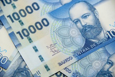 Şili pezosu. Yakın çekim faturaları.