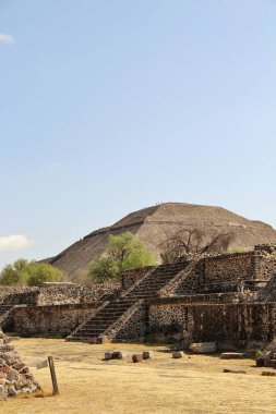 Teotihuacan manzarası, Meksika 'da antik bir şehir.