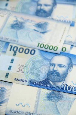 Şili pezosu. Yakın çekim faturaları.