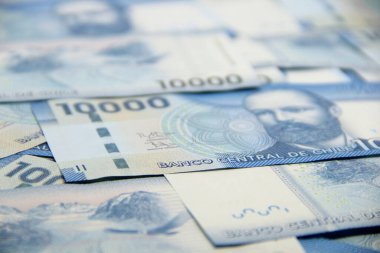 Şili pezosu. Yakın çekim faturaları.