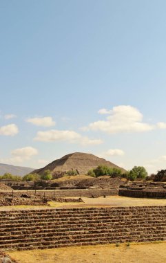 Teotihuacan manzarası, Meksika 'da antik bir şehir.
