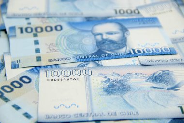 Şili pezosu. Yakın çekim faturaları.