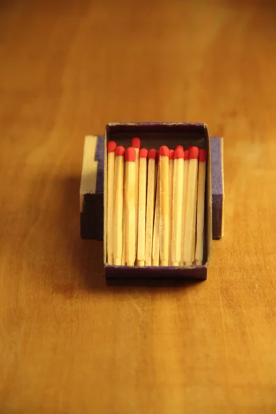 Palos Cerillas Sobre Fondo Mesa Madera — Foto de Stock