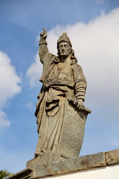 18. yüzyılın ikinci yarısında Bon Jesus de Matosinhos 'daki farklı Hıristiyan peygamberlerin heykelleri, Brezilya' nın Kongonhas şehrinde Haç Yolu 'na adanmış rokoko kilisesi. 