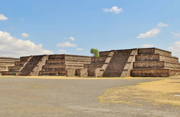 Zicht Piramides Ruïnes Teotihuacan Een Oude Stad Mexico — Stockfoto