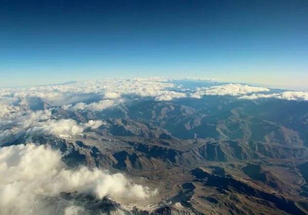 Hermosa Vista Aérea Las Montañas Las Nubes —  Fotos de Stock