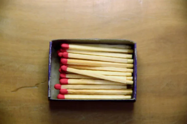 Palos Cerillas Sobre Fondo Mesa Madera — Foto de Stock