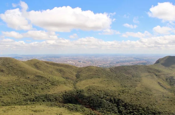 Brezilya 'nın Belo Horizonte şehrinin güzel hava manzarası