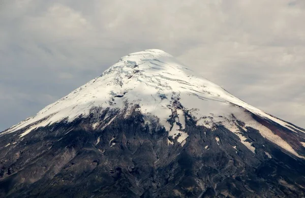 Vista Panorámica Del Volcán Con Nieve Chile —  Fotos de Stock