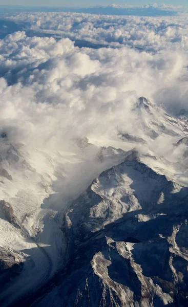 Красивый Вид Воздуха Горы Облаках — стоковое фото