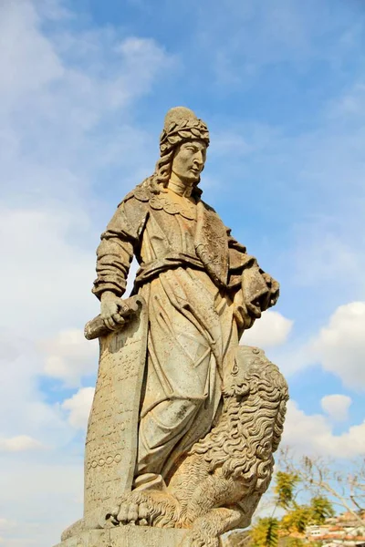 18. yüzyılın ikinci yarısında Bon Jesus de Matosinhos 'daki farklı Hıristiyan peygamberlerin heykelleri, Brezilya' nın Kongonhas şehrinde Haç Yolu 'na adanmış rokoko kilisesi. 