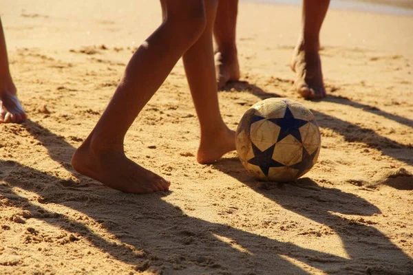 View People Legs Playing Soccer Ball Sand Beach — Stock Photo, Image