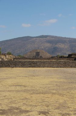 Teotihuacan manzarası, Meksika 'da antik bir şehir.