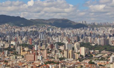 Brezilya 'nın Belo Horizonte şehrinin güzel hava manzarası