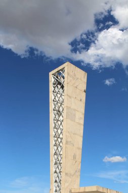 BH, BRAZIL - 24 Aralık 2016 'da Brezilya' nın Belo Horizonte kentinde, Assisi 'li Aziz Francis Kilisesi' nin dış görünüşü. Oscar Niemeyer tarafından tasarlandı. Pampulha Kilisesi olarak bilinir..