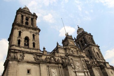 Mexico City 'de sömürge tarzı bir katedral.