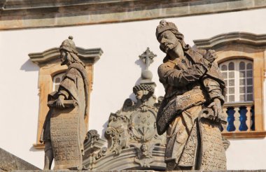 18. yüzyılın ikinci yarısında Bon Jesus de Matosinhos 'daki farklı Hıristiyan peygamberlerin heykelleri, Brezilya' nın Kongonhas şehrinde Haç Yolu 'na adanmış rokoko kilisesi. 