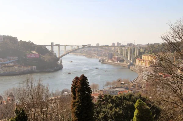 Widok Architekturę Fasady Budynków Ulic Portowego Miasta Porto Portugalia — Zdjęcie stockowe