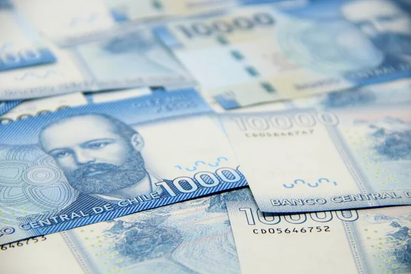 Şili pezosu. Yakın çekim faturaları.