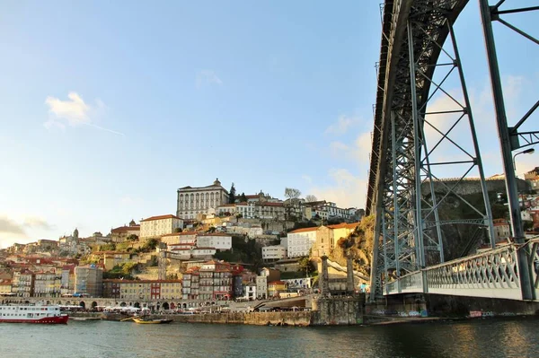 Widok Architekturę Fasady Budynków Ulic Portowego Miasta Porto Portugalia — Zdjęcie stockowe