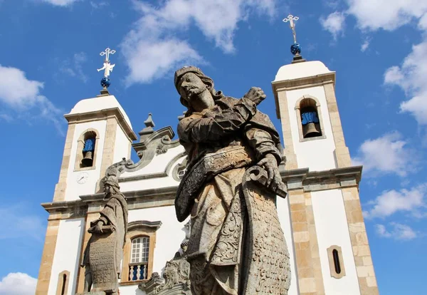 18. yüzyılın ikinci yarısında Bon Jesus de Matosinhos 'daki farklı Hıristiyan peygamberlerin heykelleri, Brezilya' nın Kongonhas şehrinde Haç Yolu 'na adanmış rokoko kilisesi. 