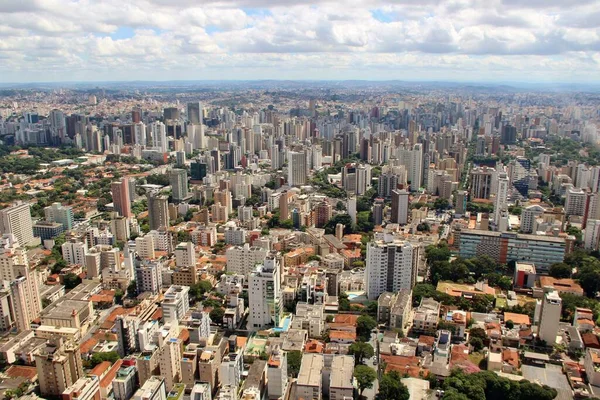 Brezilya 'nın Belo Horizonte şehrinin güzel hava manzarası