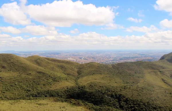 Brezilya 'nın Belo Horizonte şehrinin güzel hava manzarası