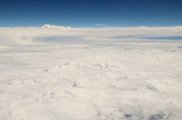 Nuvole Bianche Nel Cielo Blu — Foto Stock